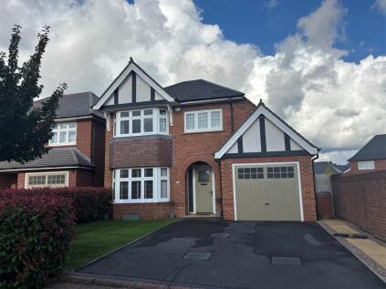 Lincoln Close, Woodford, Stockport