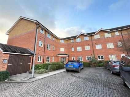 Howty Close, Wilmslow