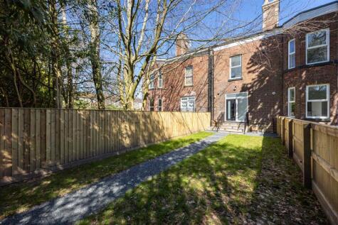 Silvan Court, Macclesfield