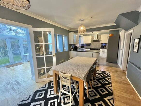 Dining Kitchen
