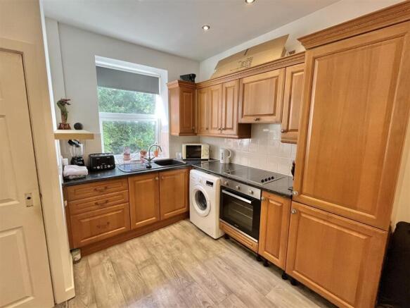 Open Plan Living Room/Kitchen