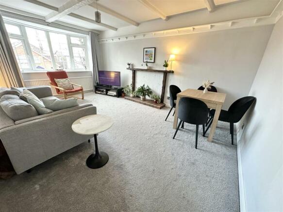 Lounge/Diner