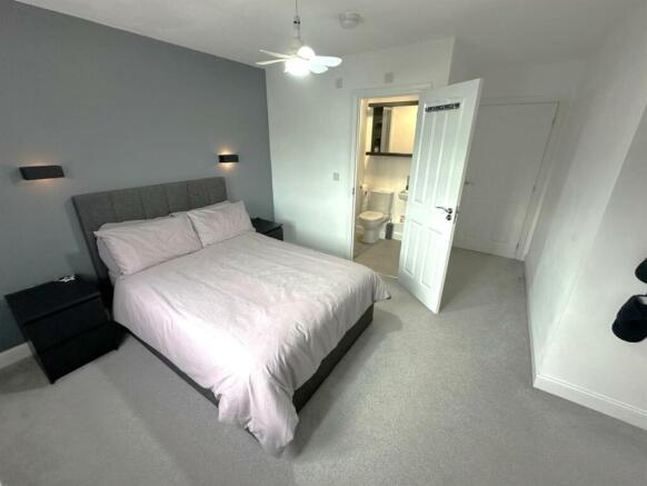 Master Bedroom 2.jpg