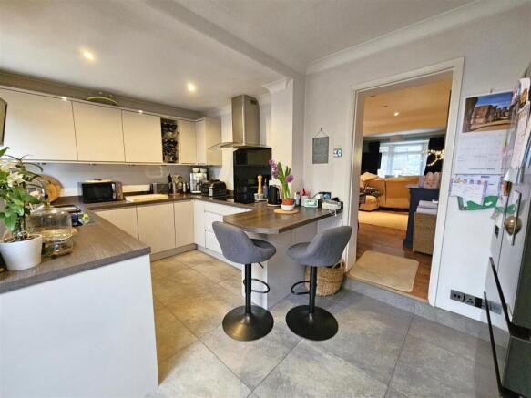 Kitchen -breakfast room.jpg