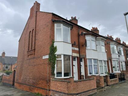 Leicester - 2 bedroom end of terrace house for sale