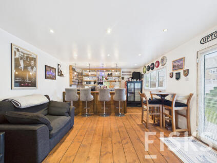 High Road, Benfleet, SS7