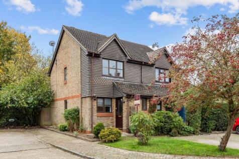 Burns Close, Horsham, RH12