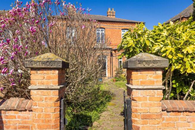 Northcote House, 45, Bingham Road Radcliffe-On-Tre