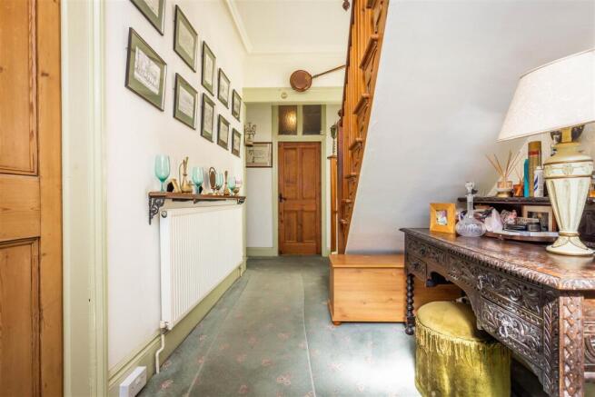 Northcote House, 45, Bingham Road Radcliffe-On-Tre