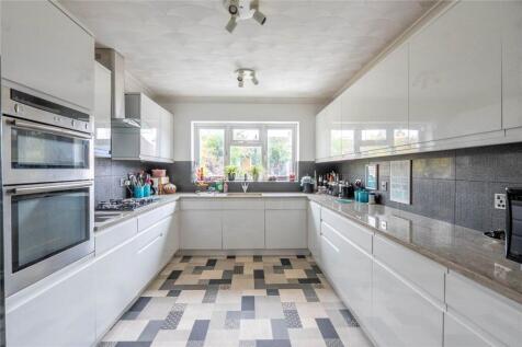 Luton Road, Dunstable, Bedfordshire, LU5