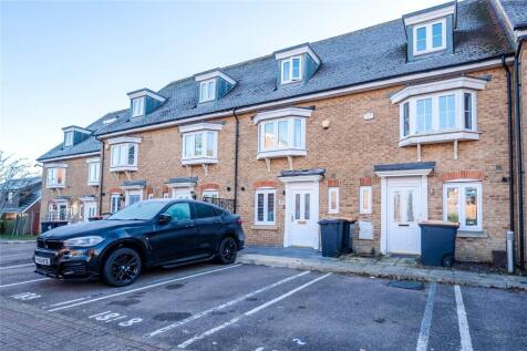 Watling Gardens, Dunstable, Bedfordshire, LU6