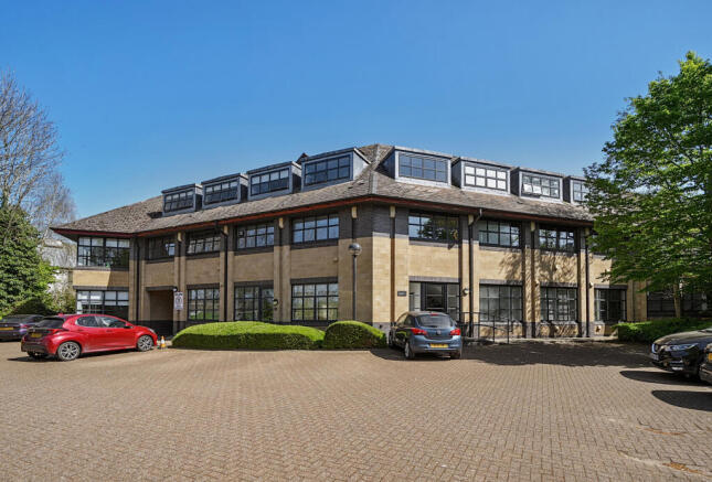 Rear Aspect+parking