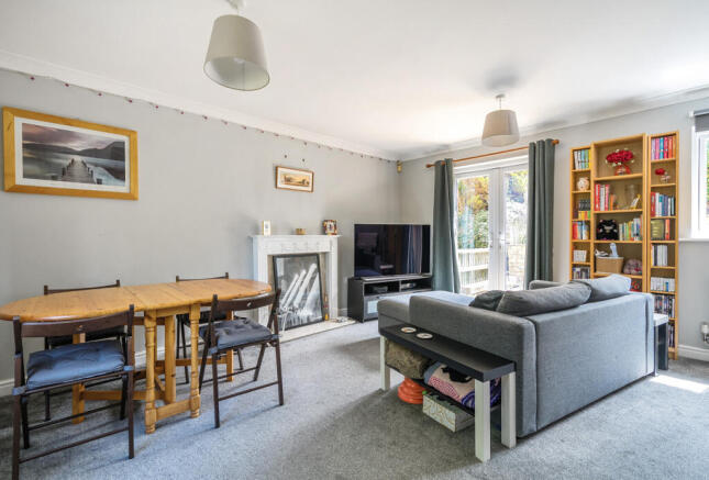 Sitting/Dining Room