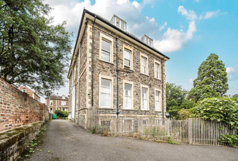 Cotham Park North, Bristol, BS6