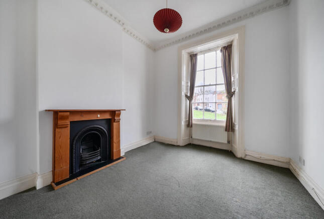 1395155-18-694a7f...