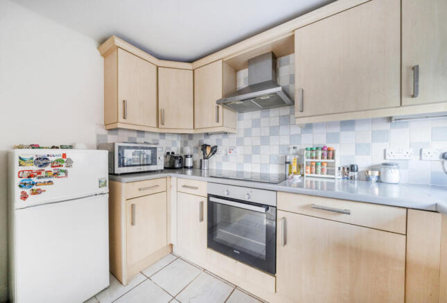 1344779-6-68b0107...