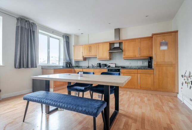 1350308-11-68ca79...