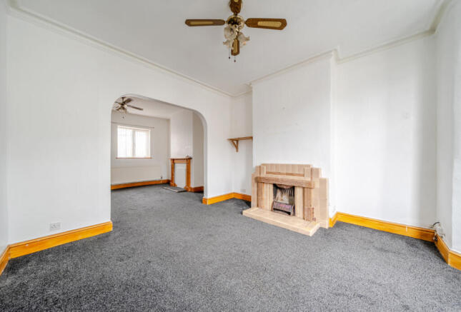 1371152-9-68f24d0...