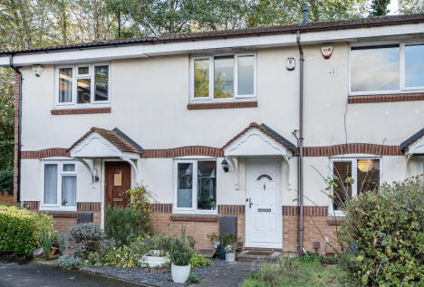 Roegate Drive, St. Annes Park, Bristol, Somerset, BS4