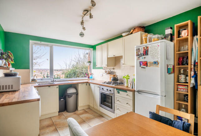 1383997-18-692709...