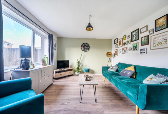 1394999-6-69496d1...