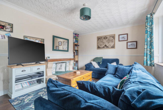 1402697-6-697cbe2...