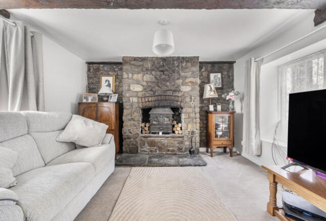 1298730-21-683705...