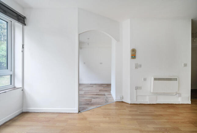 1341550-15-689e07...