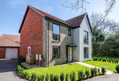 Reeves Gardens, Yate, Bristol, Gloucestershire, BS37