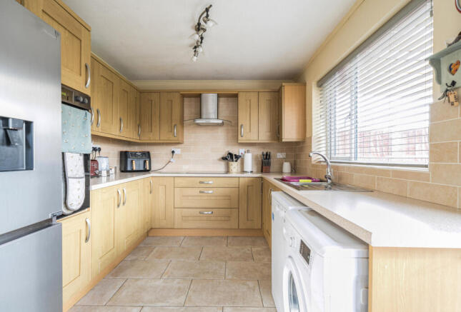 1354277-2-68c98b5...