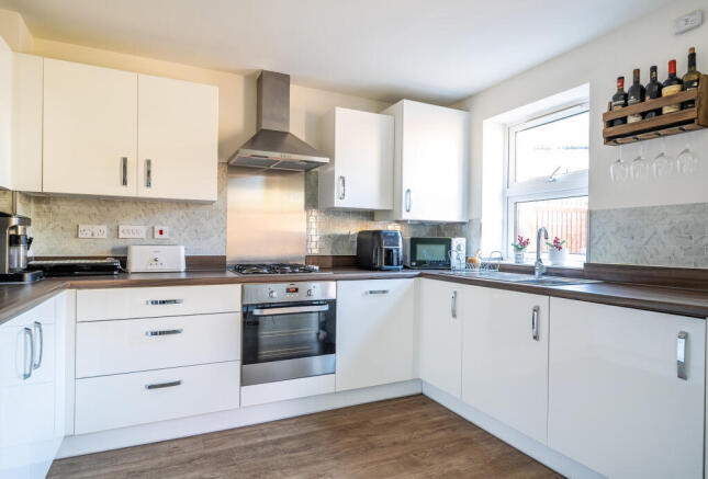 1362615-1-68e3dfe...