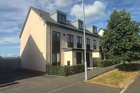 Amber Road, Bishops Cleeve, Cheltenham, Gloucestershire, GL52