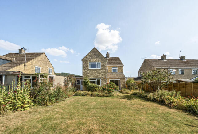 1327562-5-6883bd0...