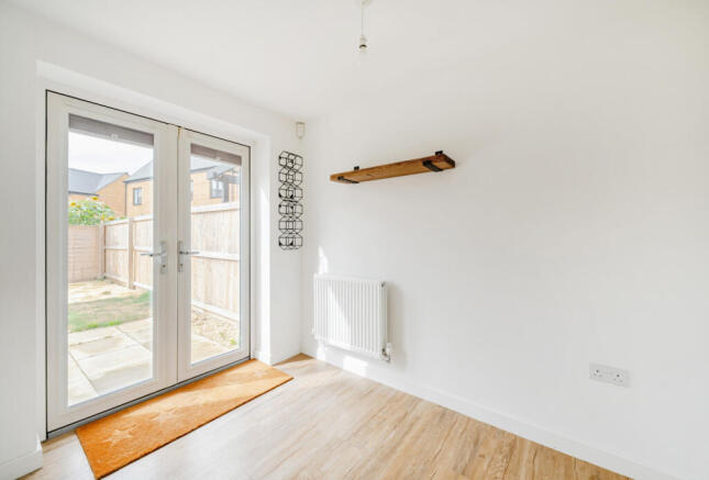 1341188-4-68b084a...