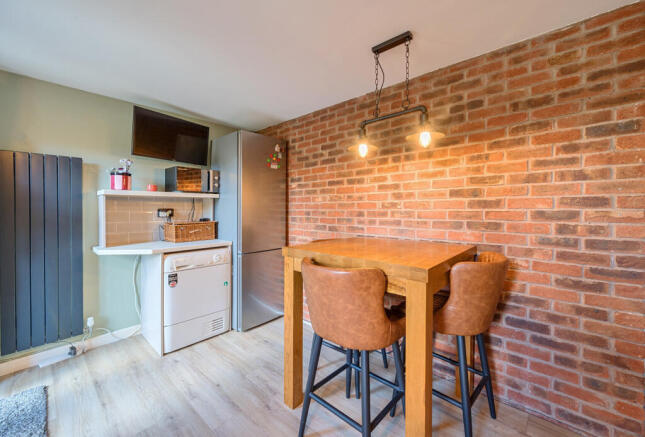 1356129-17-68d17b...