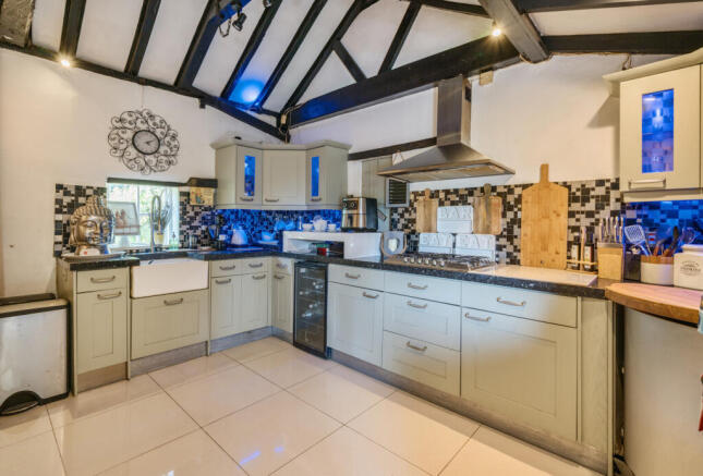 1340433-17-689b6d...