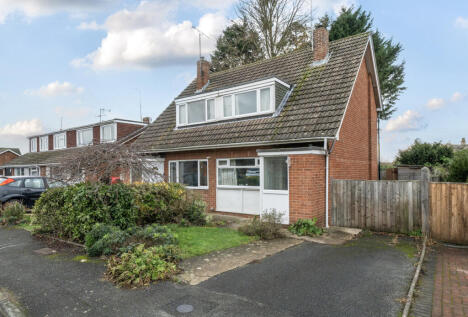 Sedgley Road, Bishops Cleeve, Cheltenham, Gloucestershire, GL52