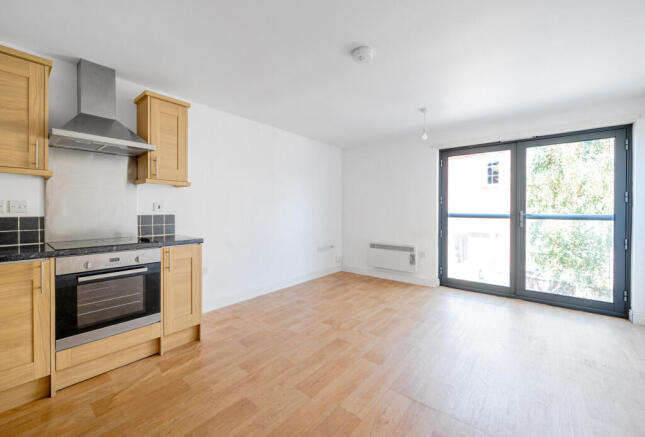 1331152-8-688384a...