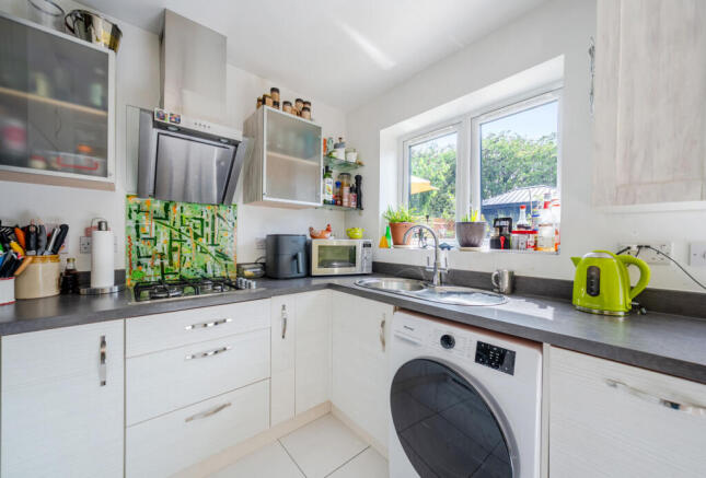 1333745-11-689353...