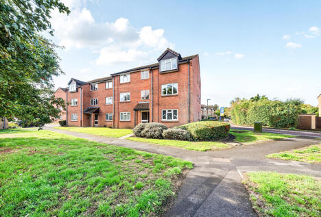 St. Peters Close, Cheltenham, Gloucestershire, GL51