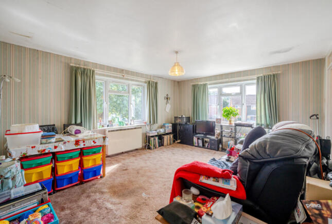 1357645-9-68d2c91...