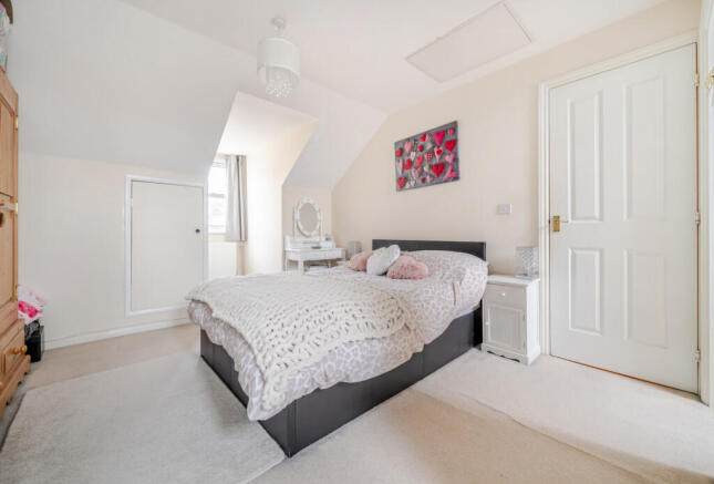 1374040-3-6904b1f...