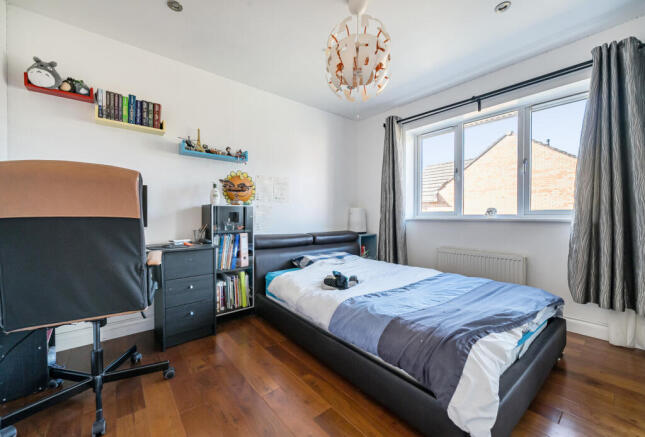 1371593-1-68fb8e3...