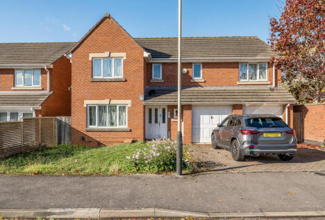 Coburn Gardens, Cheltenham, Gloucestershire, GL51