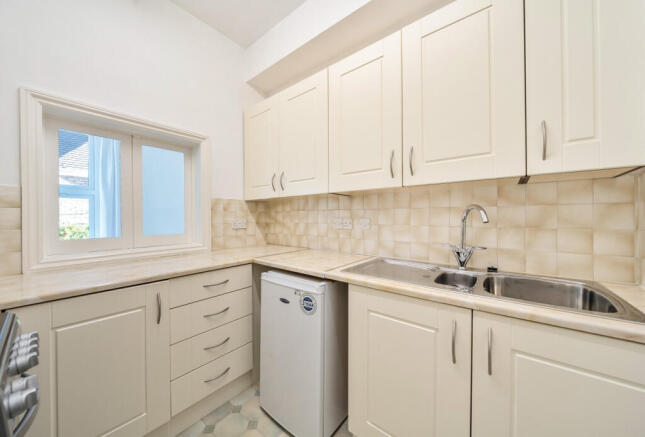 1363181-7-68e3b7c...