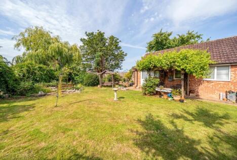 Sherwood Green, Longford, Gloucester, Gloucestershire, GL2