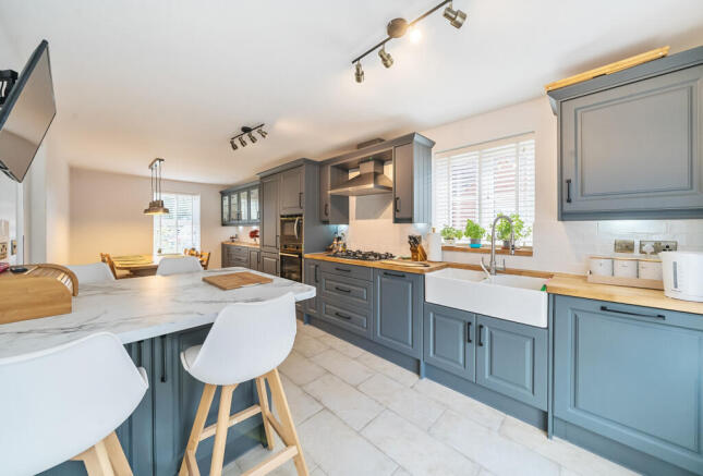 1313569-7-68653fd...