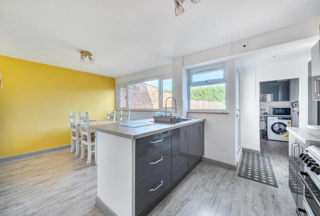 1325527-4-686feb5...