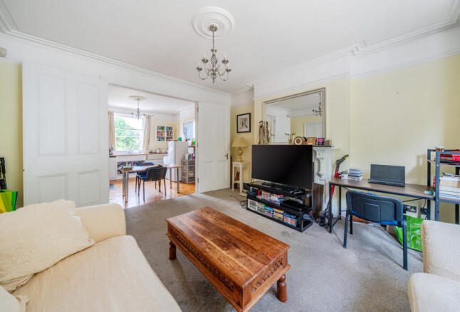 1320045-3-6874d92...