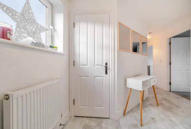 1382671-3-691d9ae...